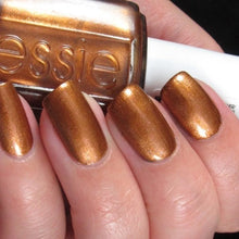 Load image into Gallery viewer, Essie Nail Polish